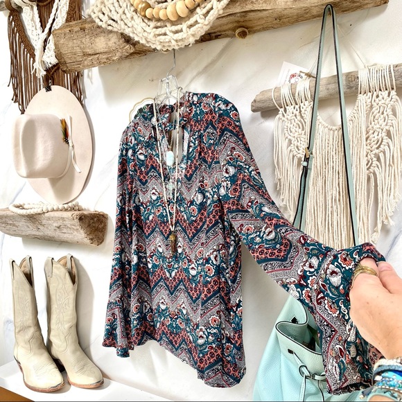 Sweet BOHO peasant blouse w gypsy long sleeves w folk/prairie floral vibe 🦋✨ - Picture 7 of 16